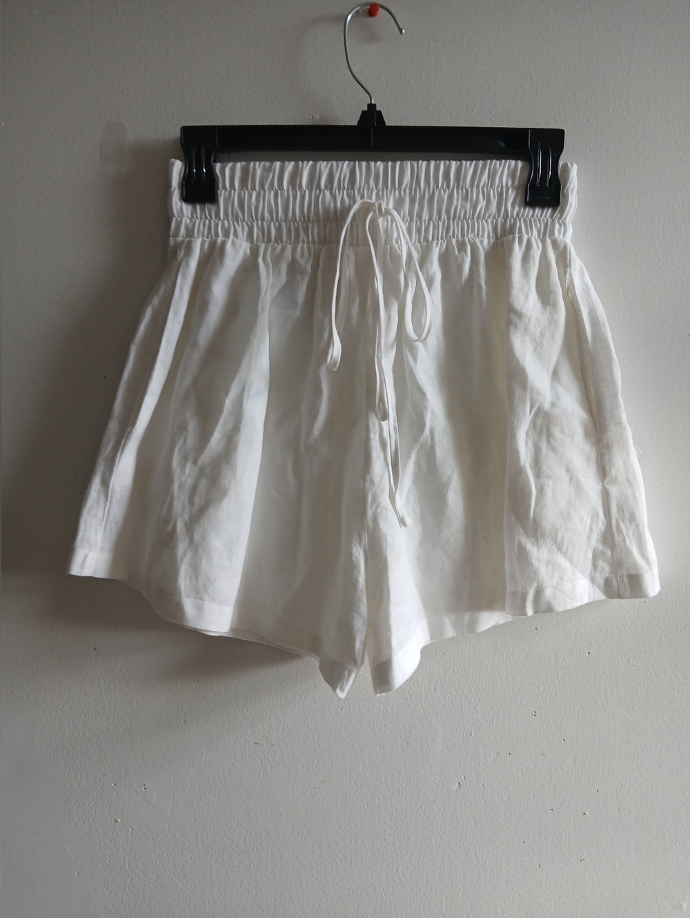 High-Waist White Elastic Drawstring Women’s Shorts